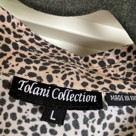 TOLANI Womens L Tunic Blouse Roll Tab Sleeve Button down Shirt Top Artsy Boho - Picture 6 of 8